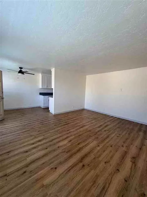 5505 Ackerfield Ave, Long Beach, CA 90805