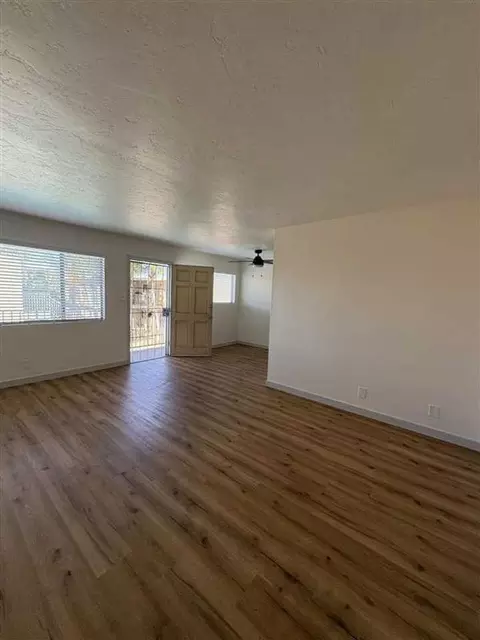 5505 Ackerfield Ave, Long Beach, CA 90805 photo 9