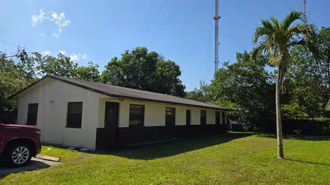6134 SW 40th Ct, Miramar, FL 33023