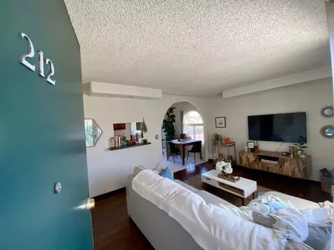 12504 Venice Blvd, Los Angeles, CA 90066