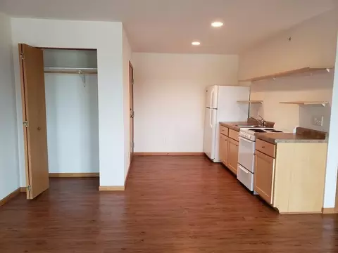 1875 W Pine St, Baraboo, WI 53913