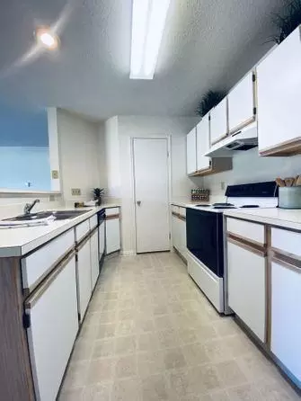 2000 N Linden St, Normal, IL 61761