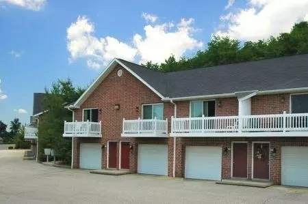 3839 Long Dr, Norton, OH 44203