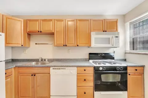 5540 5th Ave, Pittsburgh, PA 15232