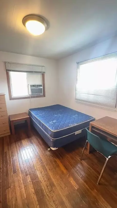 907 S 2nd St, Champaign, IL 61820 photo 6