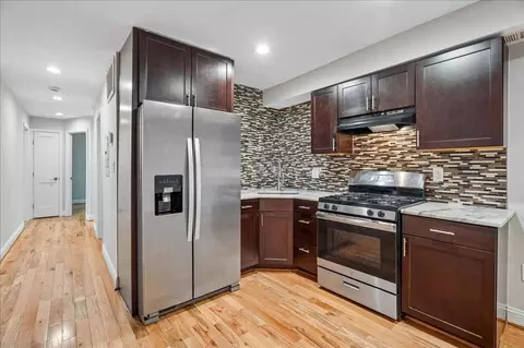 1616 27th St SE, Washington, DC 20020
