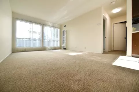 2725 Haste St, Berkeley, CA 94704