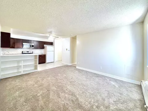 6087 Wadsworth Blvd, Arvada, CO 80003