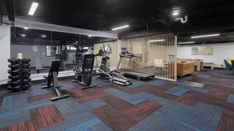 6166 N Sheridan Rd, Chicago, IL 60660 photo 5