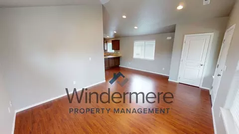 202 Chinook Loop, Walla Walla, WA 99362 photo 2
