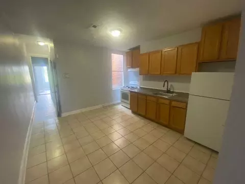 2572 Mcculloh St, Baltimore, MD 21217 photo 7