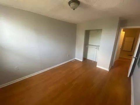 2572 Mcculloh St, Baltimore, MD 21217 photo 8