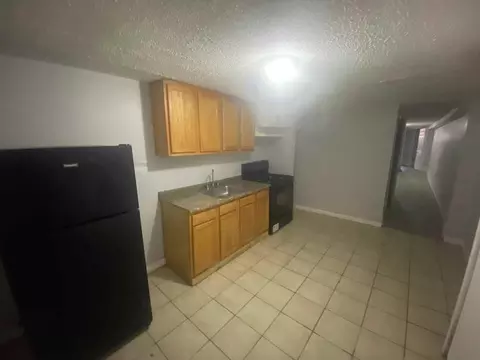 2572 Mcculloh St, Baltimore, MD 21217 photo 11