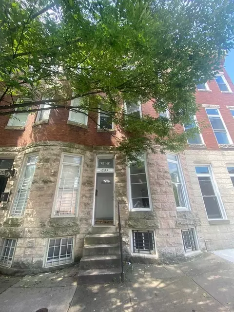 2572 Mcculloh St, Baltimore, MD 21217 photo 2