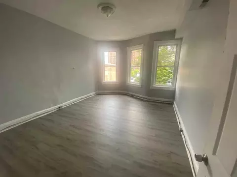 2572 Mcculloh St, Baltimore, MD 21217 photo 6