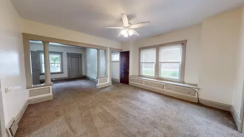 3339 W 84th St, Cleveland, OH 44102