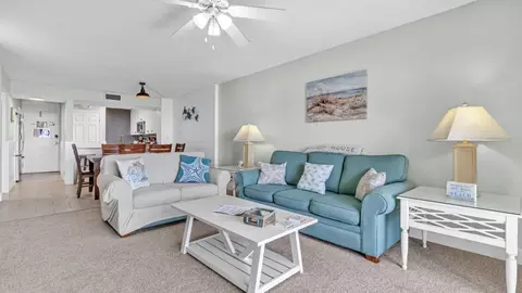 Thomas Dr, Panama City, FL 32408