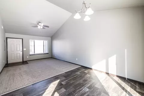 4013 W Mary Jo Pl, Sioux Falls, SD 57108 photo 32