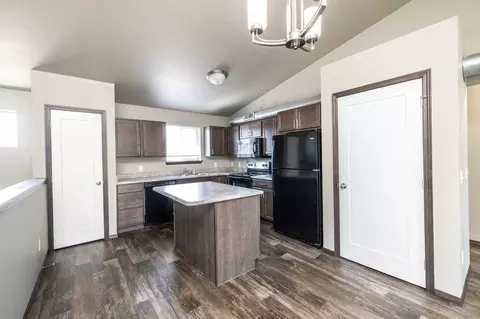 4013 W Mary Jo Pl, Sioux Falls, SD 57108 photo 27