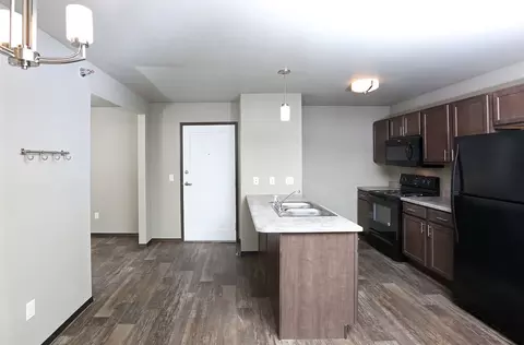 4013 W Mary Jo Pl, Sioux Falls, SD 57108 photo 5