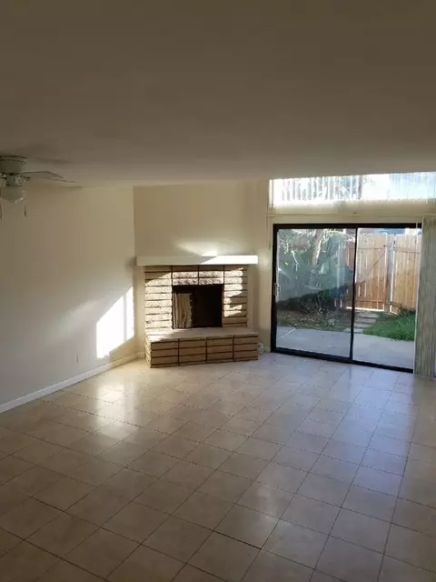 234 Avocado St, Costa Mesa, CA 92627
