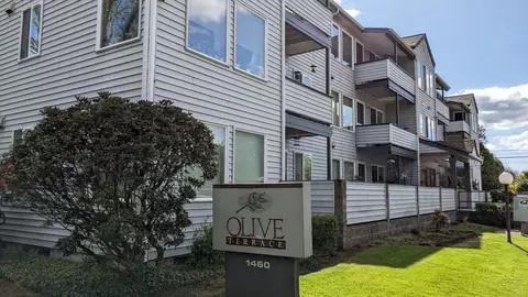 1460 Olive St, Eugene, OR 97401 photo 8