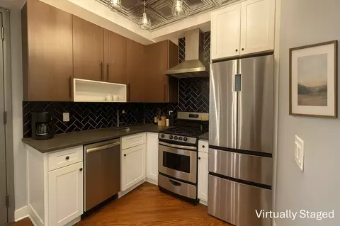 35 Claver Pl, Brooklyn, NY 11238