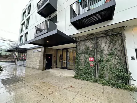 2475 SE 30th Ave, Portland, OR 97214
