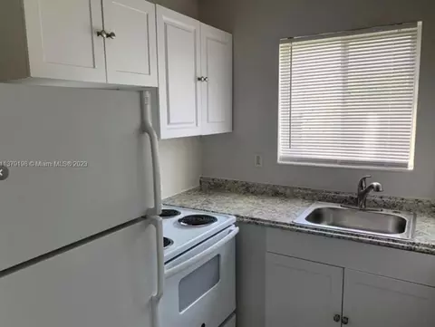 2150 Madison St, Hollywood, FL 33020