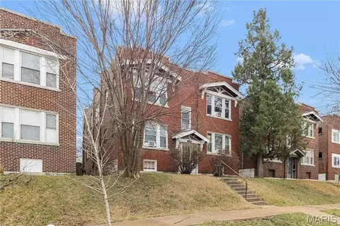4234 Dewey Ave, Saint Louis, MO 63116