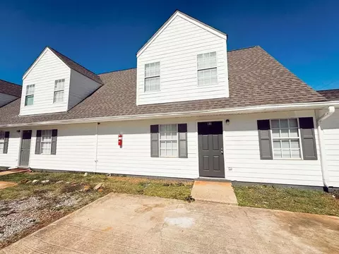 896 Campbell St, Cleveland, GA 30528