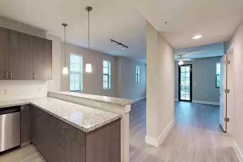 4901 Shalimar Ln, Davie, FL 33328 photo 7