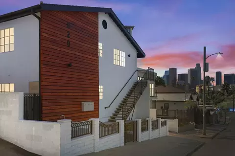 920 Everett St, Los Angeles, CA 90026