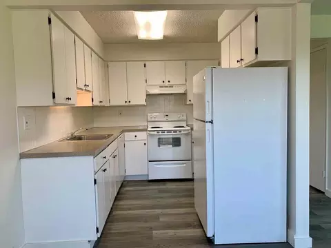 2275 NE Division St, Gresham, OR 97030