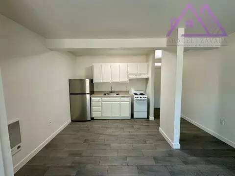 1973 Apple St, Oceanside, CA 92054