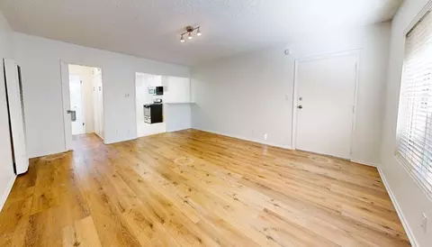 351 S Manhattan Pl, Los Angeles, CA 90020 photo 17