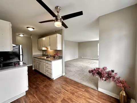 201 Taylor Ave NW, Renton, WA 98057