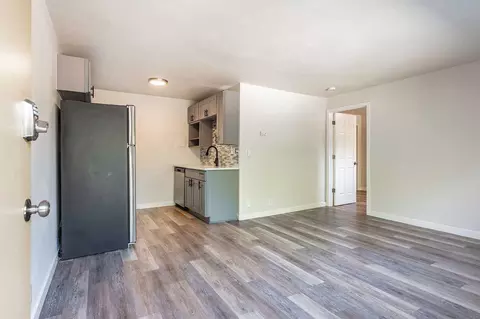 1106 16th Ave, Seattle, WA 98122