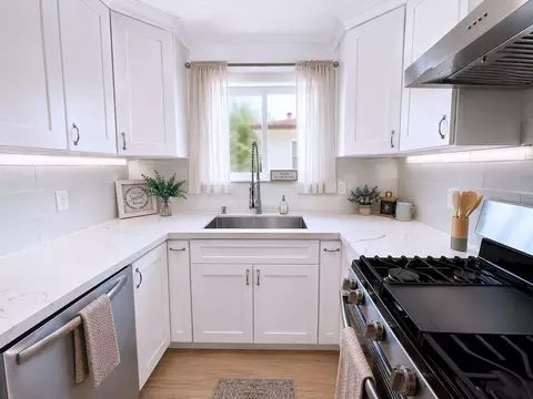 604 E Orange Grove Ave, Burbank, CA 91501 photo 10