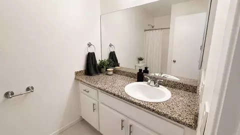 604 E Orange Grove Ave, Burbank, CA 91501 photo 20