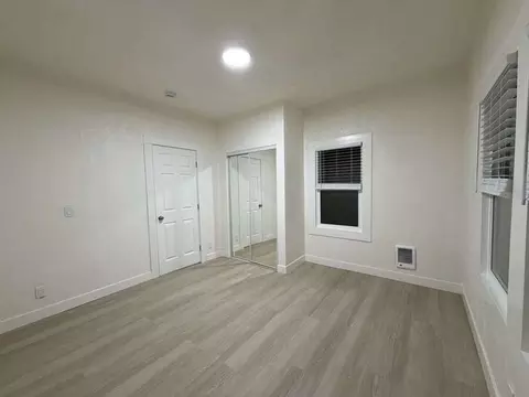 71 10th St, Oakland, CA 94607 photo 2