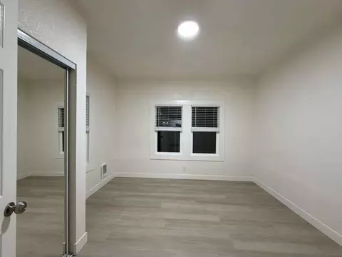 71 10th St, Oakland, CA 94607 photo 3