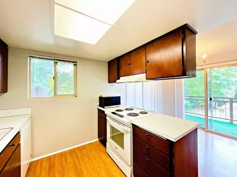 6130 W Beech St, Everett, WA 98203 photo 4