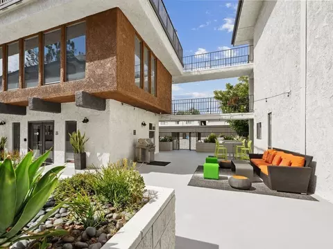 385 S Catalina Ave, Pasadena, CA 91106 photo 17