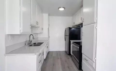 4060 Stevely Ave, Los Angeles, CA 90008