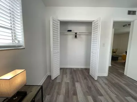 Undisclosed, Miami, FL 33128 photo 16