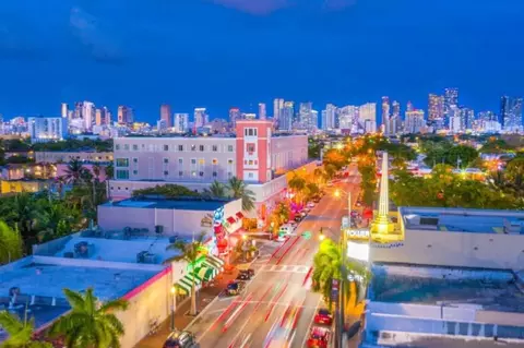 Undisclosed, Miami, FL 33128 photo 41