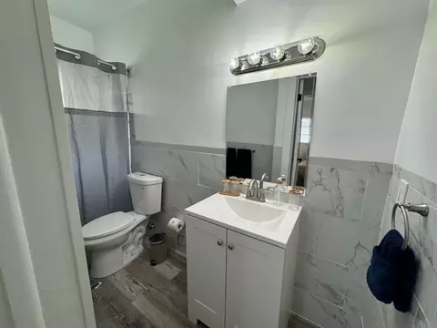 Undisclosed, Miami, FL 33128 photo 36
