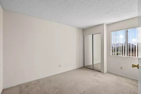 2250 N Fairview St, Burbank, CA 91504 photo 20