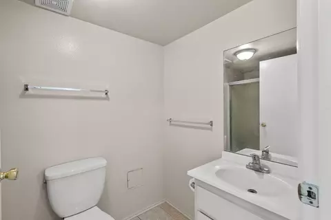 2250 N Fairview St, Burbank, CA 91504 photo 6
